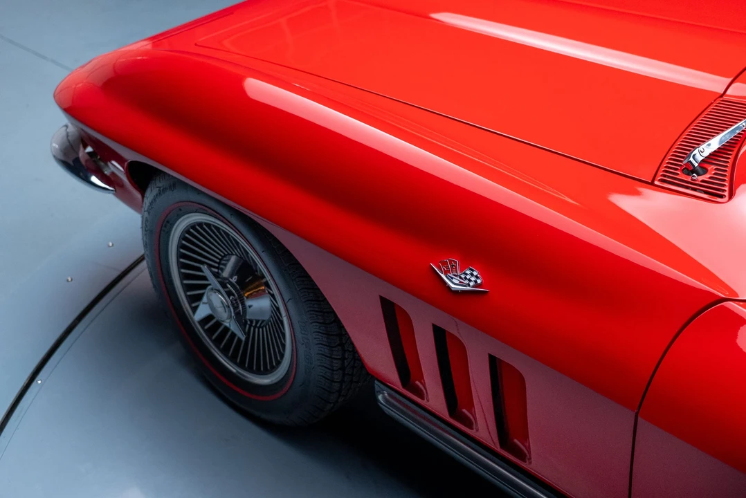 1965 Chevrolet Corvette C2 - Image 12 of 31