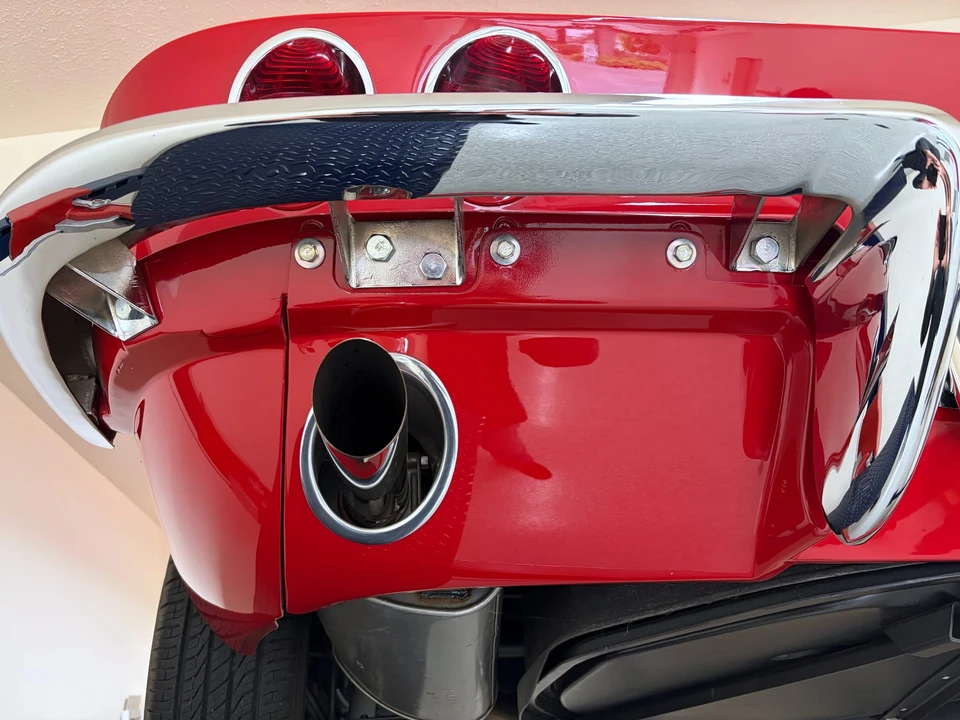 1965 Chevrolet Corvette C2 - Image 26 of 31