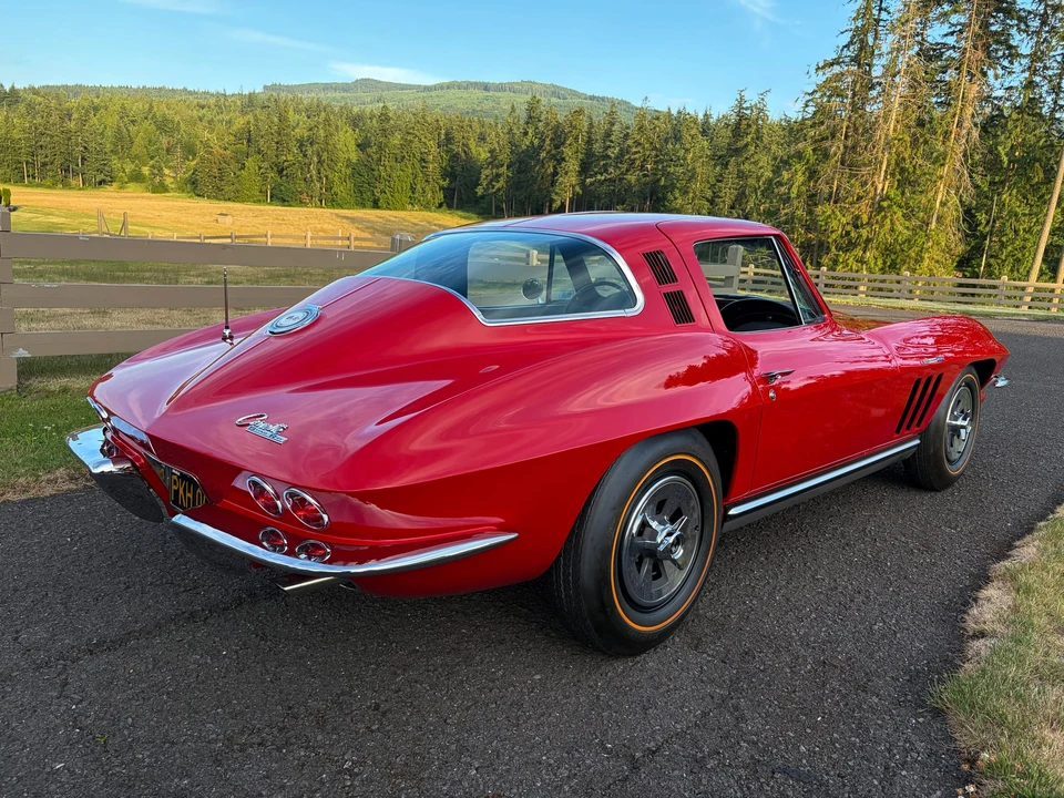 1965 Chevrolet Corvette C2 - Image 15 of 31