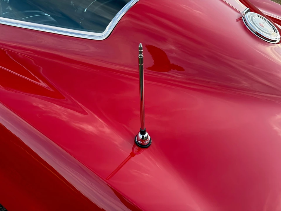 1965 Chevrolet Corvette C2 - Image 30 of 31