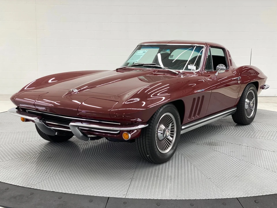 1965 Chevrolet Corvette C2 - Image 5 of 31