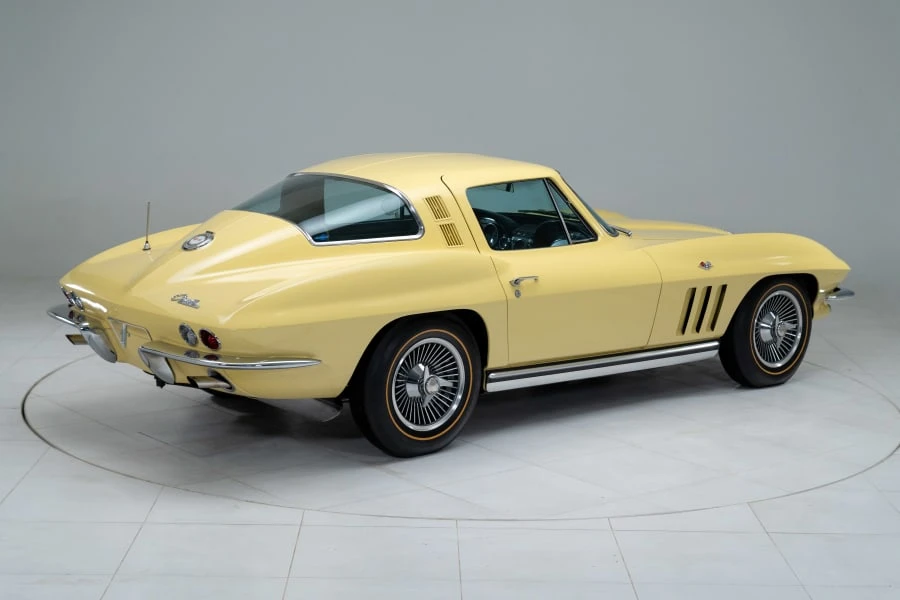 1965 Chevrolet Corvette C2 - Image 18 of 31