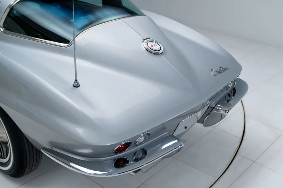 1965 Chevrolet Corvette C2 - Image 5 of 31