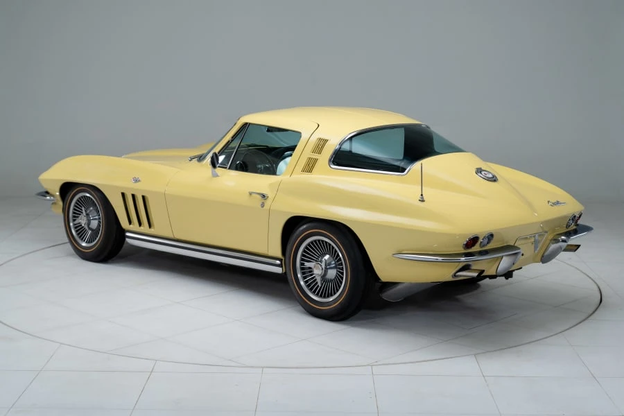 1965 Chevrolet Corvette C2 - Image 3 of 31