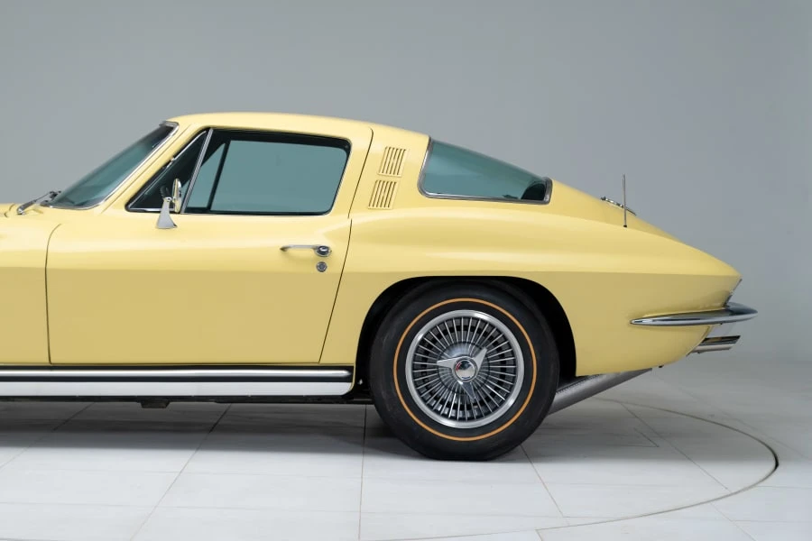 1965 Chevrolet Corvette C2 - Image 11 of 31