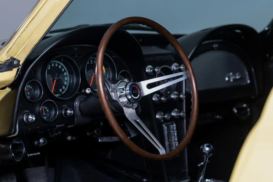 1965 Chevrolet Corvette C2 - Image 28 of 31