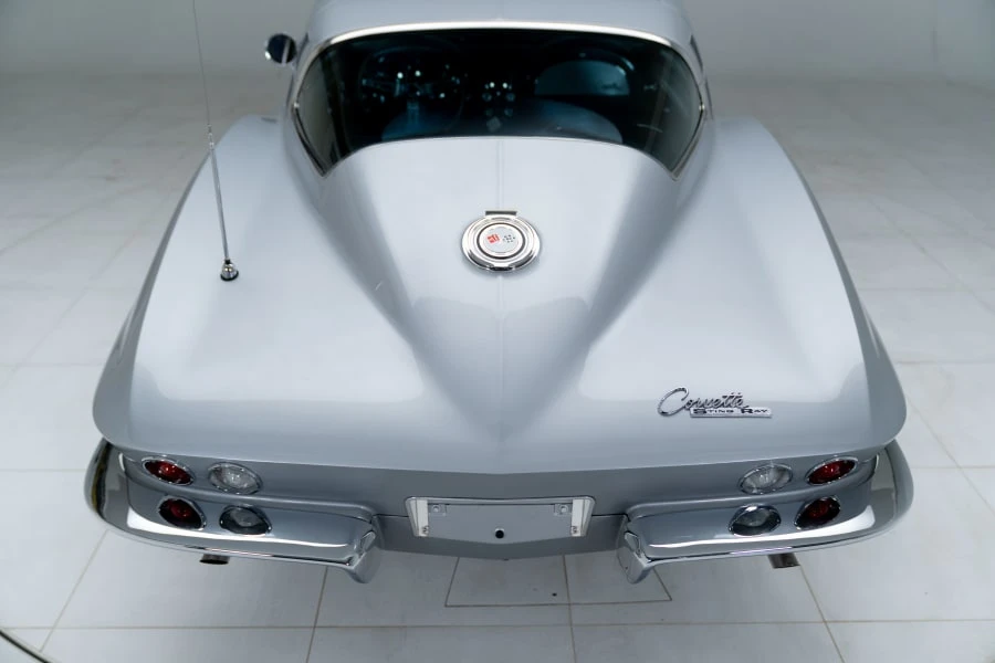 1965 Chevrolet Corvette C2 - Image 22 of 31