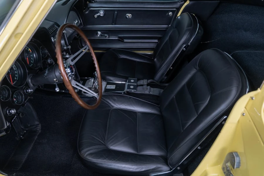1965 Chevrolet Corvette C2 - Image 30 of 31