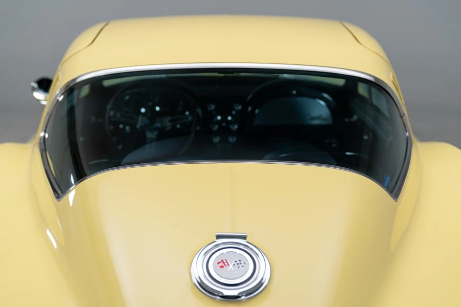 1965 Chevrolet Corvette C2 - Image 24 of 31