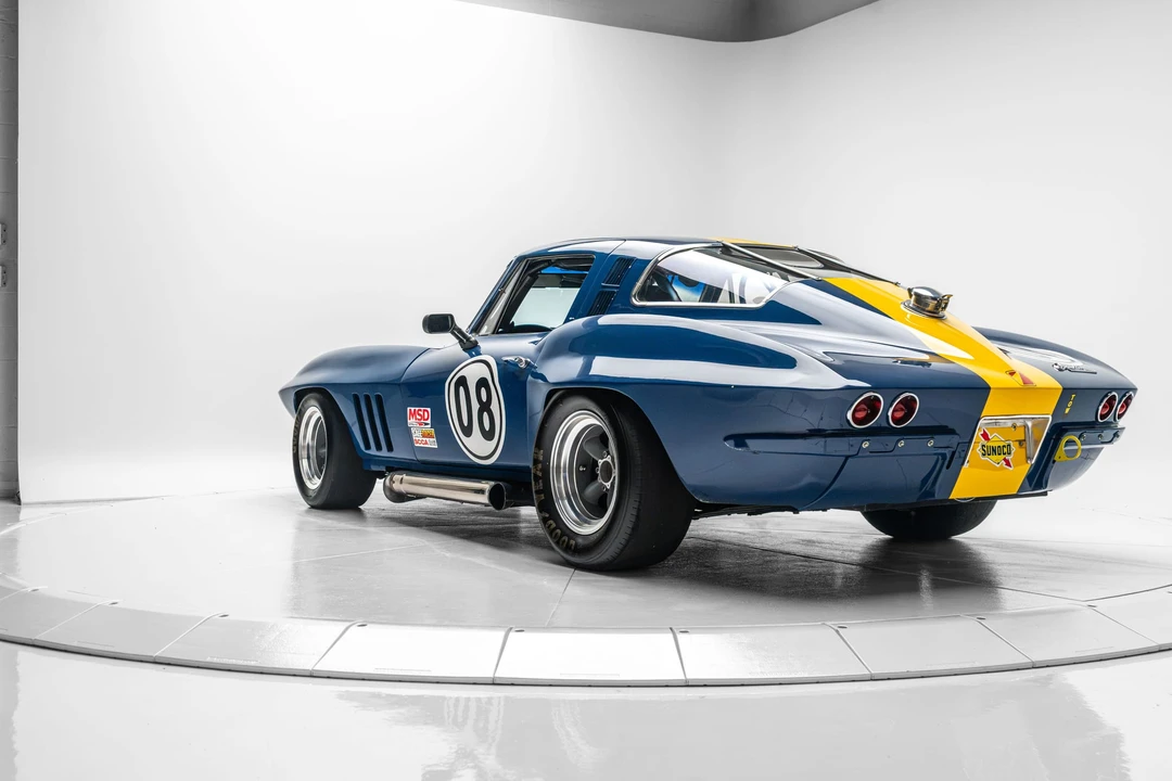 1965 Chevrolet Corvette C2 - Image 5 of 31