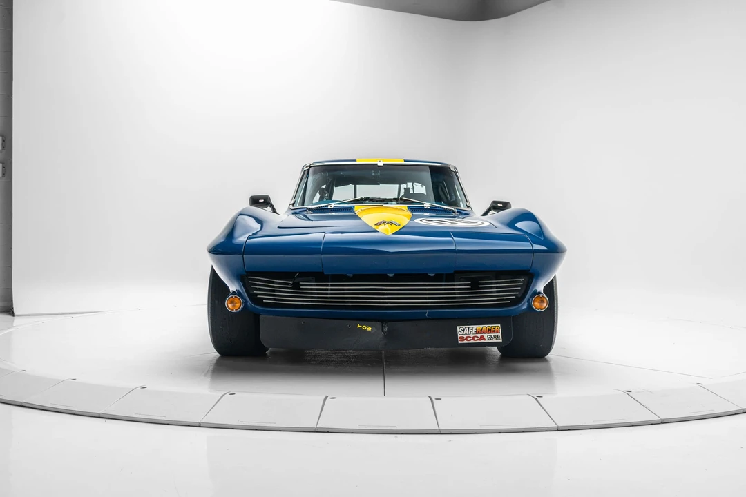 1965 Chevrolet Corvette C2 - Image 15 of 31