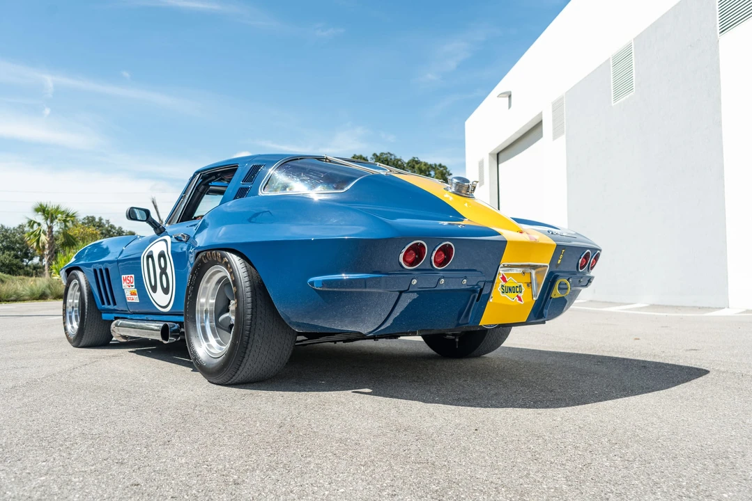 1965 Chevrolet Corvette C2 - Image 30 of 31