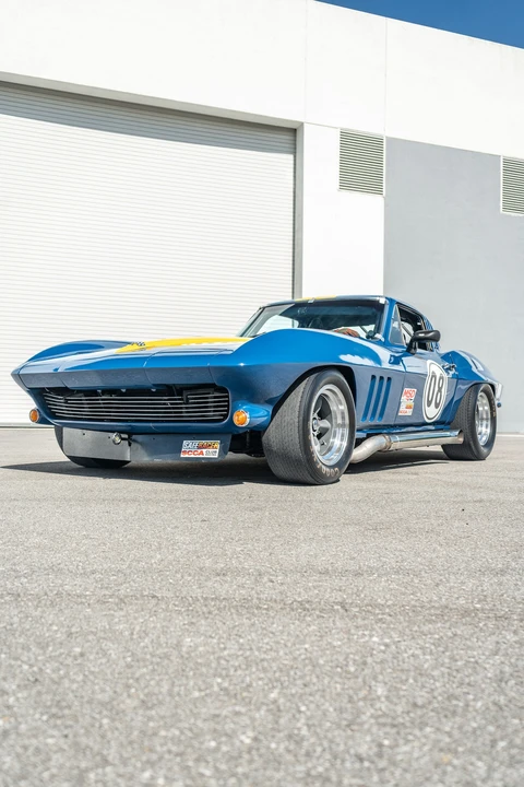 1965 Chevrolet Corvette C2 - Image 23 of 31