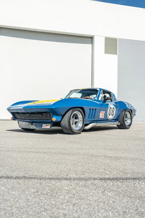1965 Chevrolet Corvette C2 - Image 25 of 31