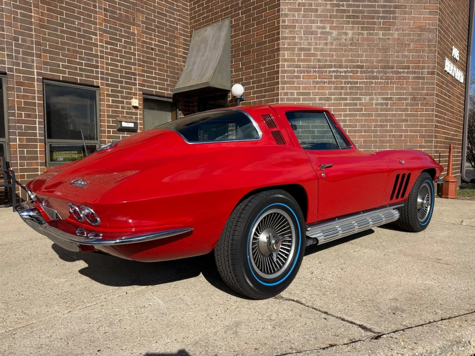 1965 Chevrolet Corvette C2 - Image 9 of 21