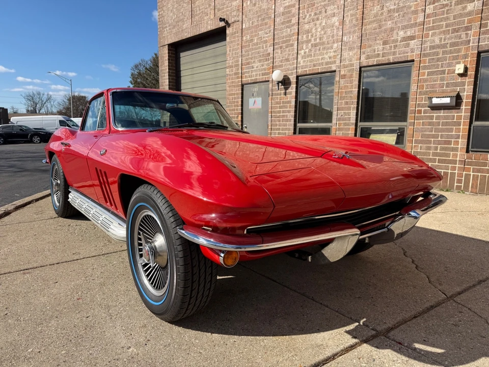 1965 Chevrolet Corvette C2 - Image 12 of 21
