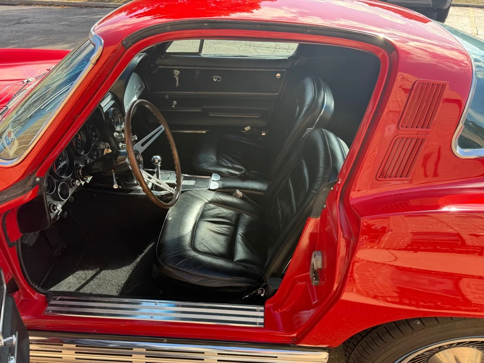 1965 Chevrolet Corvette C2 - Image 20 of 21