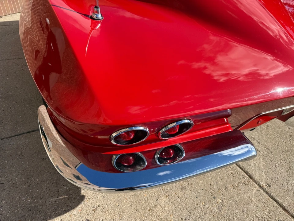 1965 Chevrolet Corvette C2 - Image 6 of 21