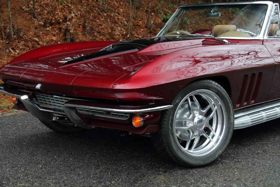 1965 Chevrolet Corvette C2 - Image 21 of 31