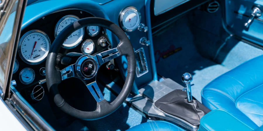 1965 Chevrolet Corvette C2 - Image 13 of 24