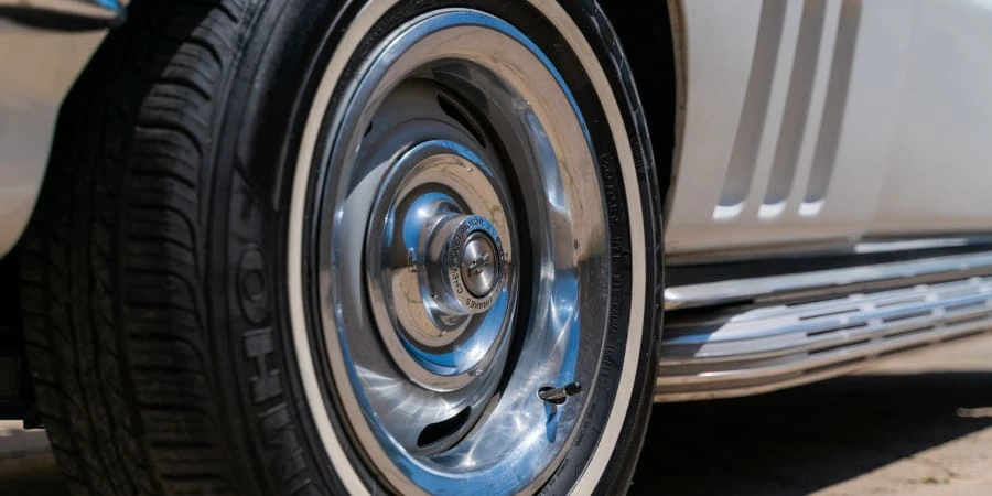 1965 Chevrolet Corvette C2 - Image 15 of 24
