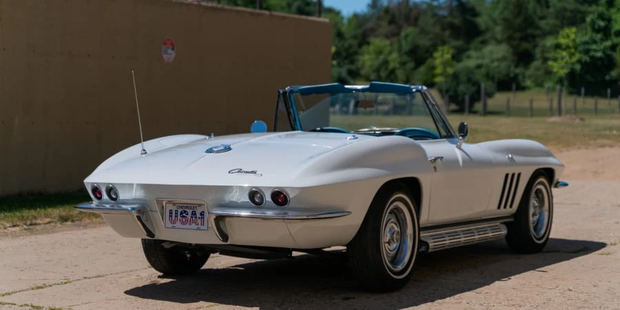 1965 Chevrolet Corvette C2 - Image 3 of 24