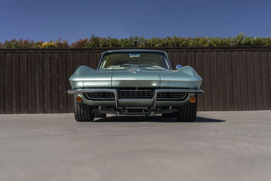 1965 Chevrolet Corvette C2 - Image 4 of 31