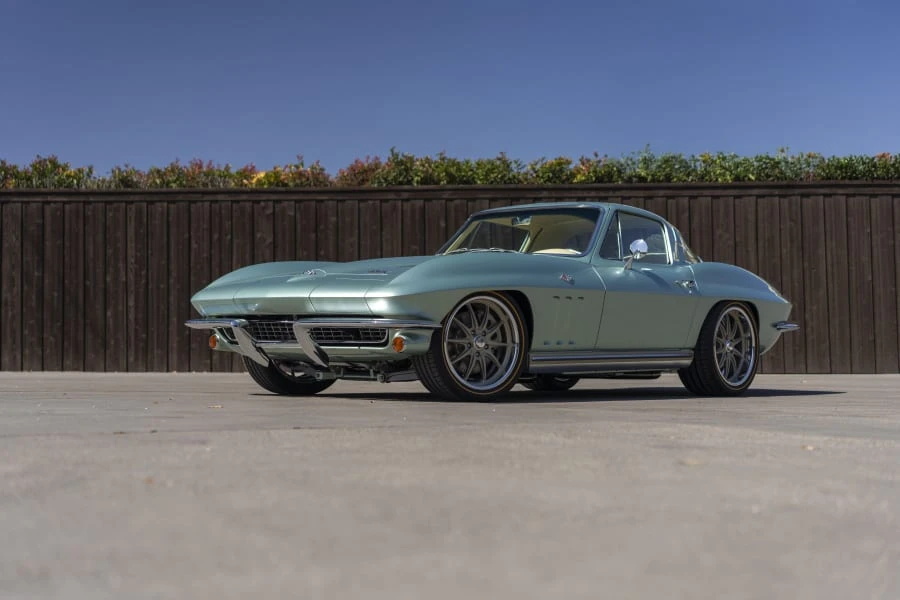 1965 Chevrolet Corvette C2 - Image 17 of 31