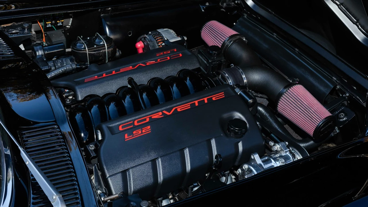 1965 Chevrolet Corvette C2 - Image 7 of 31