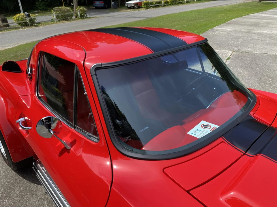 1965 Chevrolet Corvette C2 - Image 24 of 31