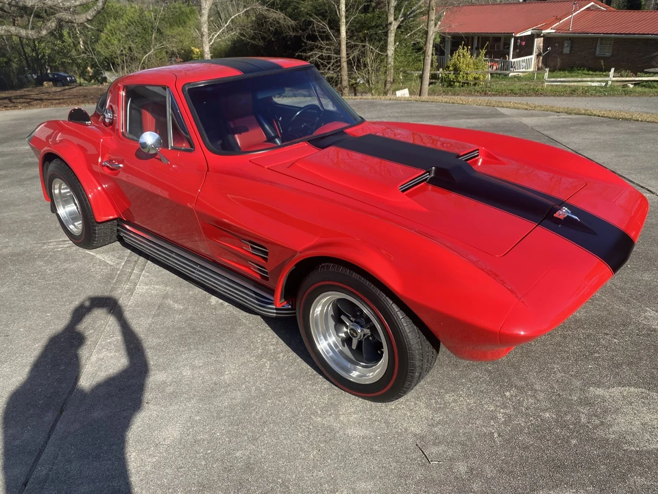 1965 Chevrolet Corvette C2 - Image 12 of 31