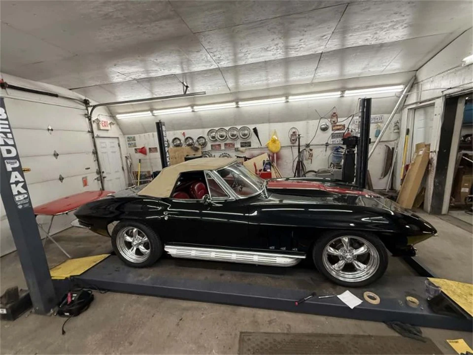 1965 Chevrolet Corvette C2 - Image 5 of 17