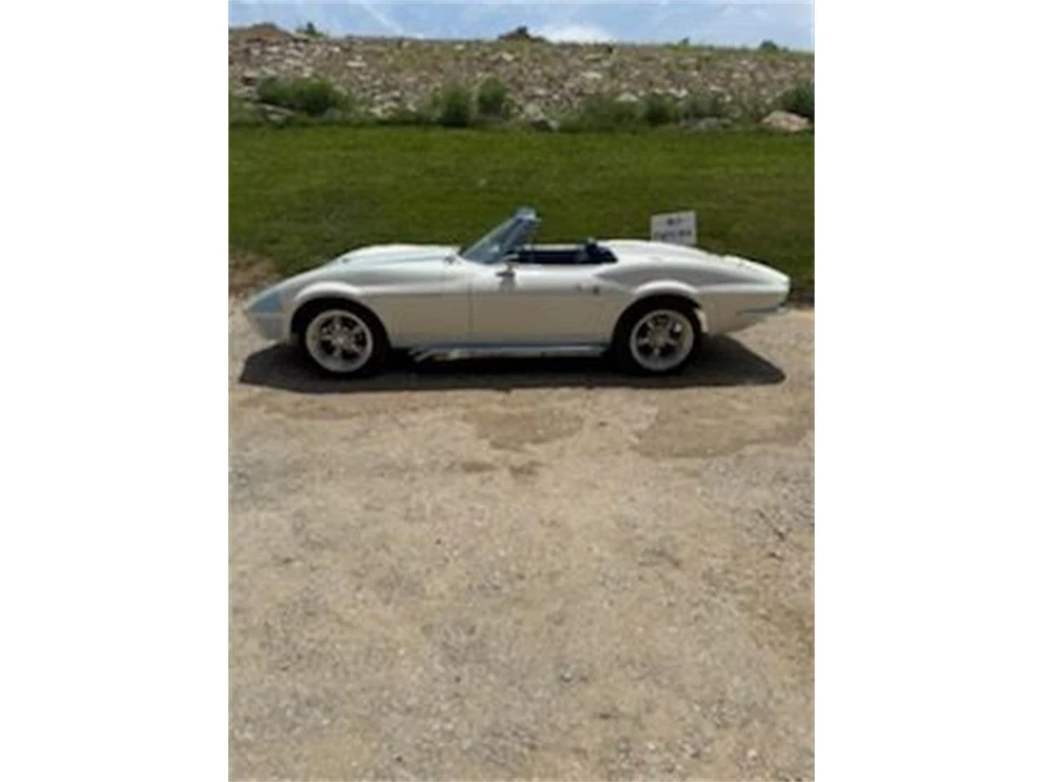 1965 Chevrolet Corvette C2 - Image 11 of 19