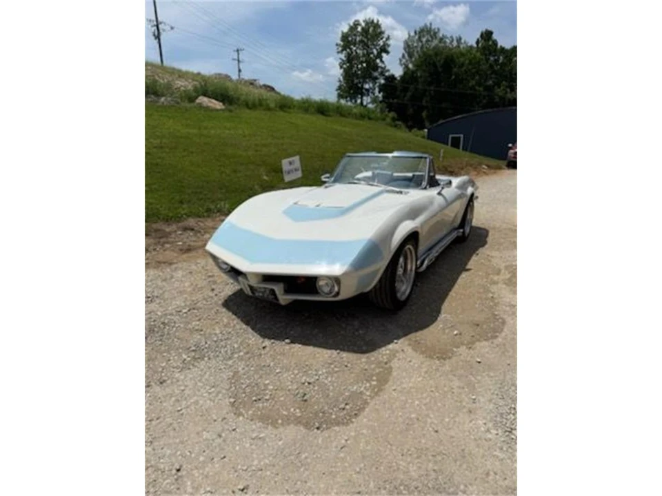1965 Chevrolet Corvette C2 - Image 12 of 19