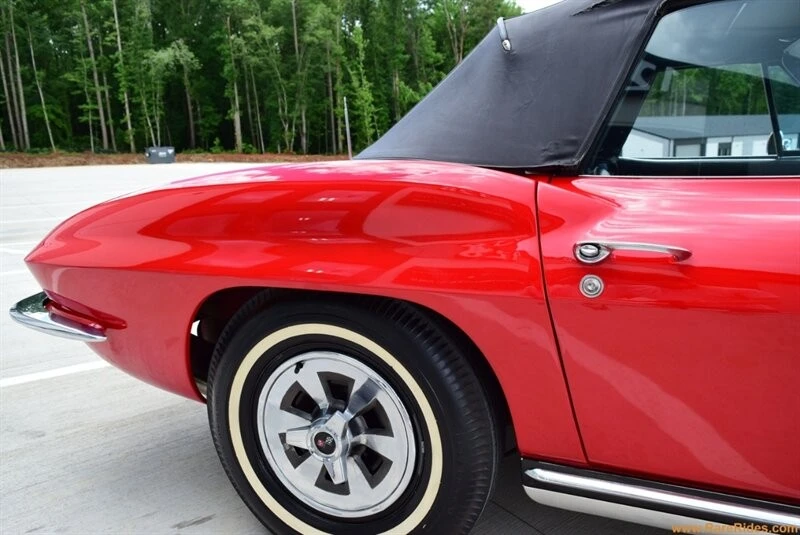 1965 Chevrolet Corvette C2 - Image 19 of 31