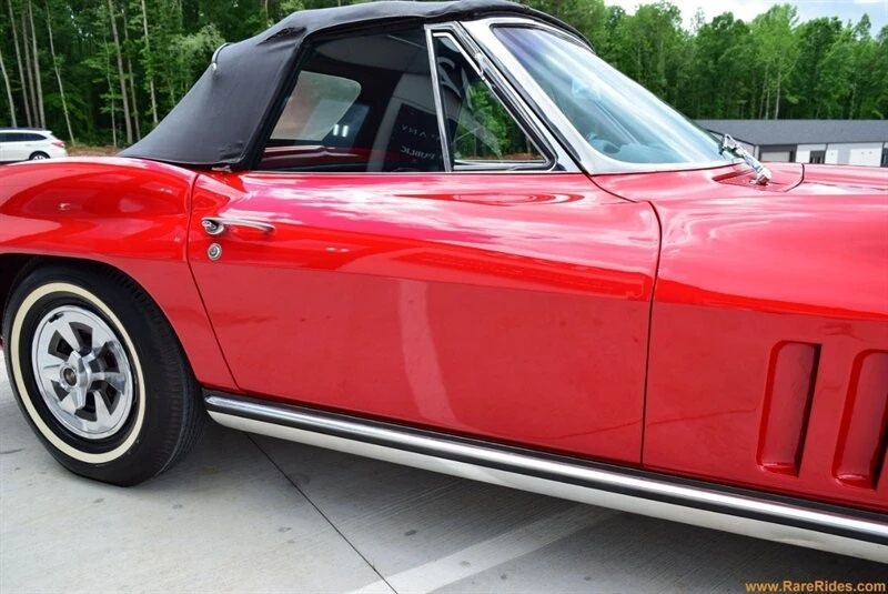 1965 Chevrolet Corvette C2 - Image 20 of 31
