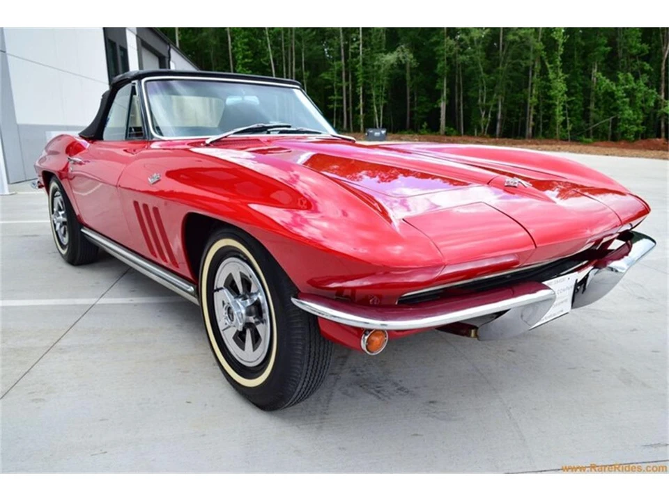 1965 Chevrolet Corvette C2 - Image 3 of 31