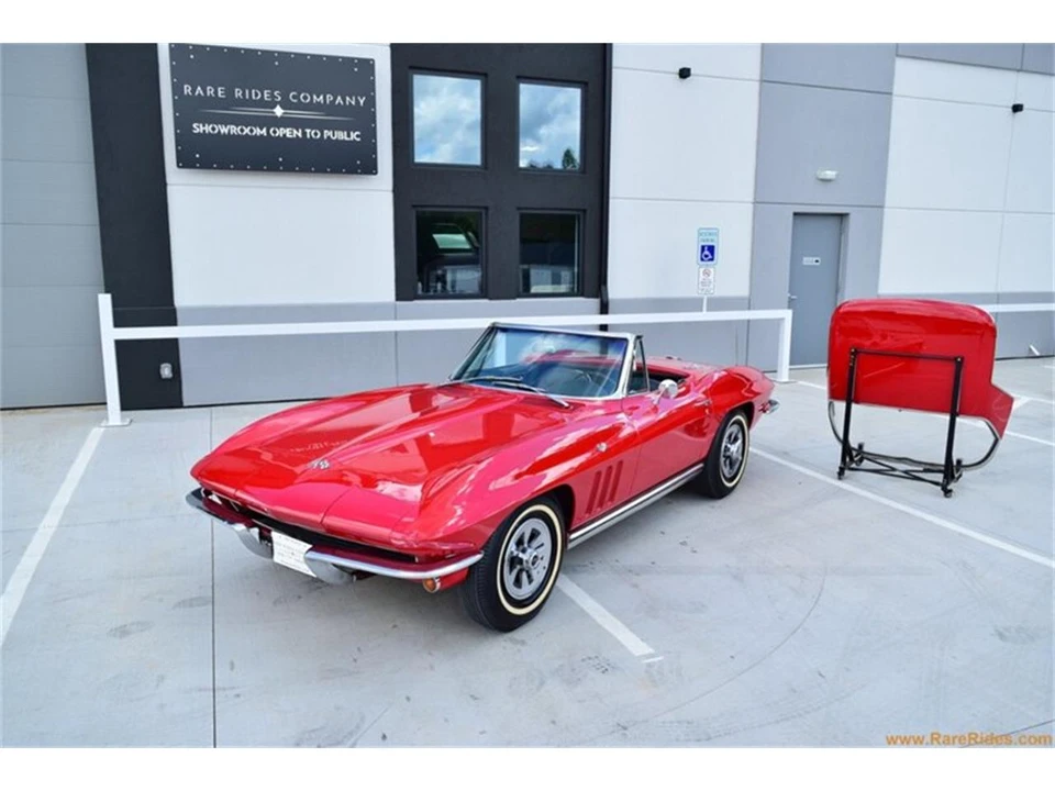 1965 Chevrolet Corvette C2 - Image 2 of 31