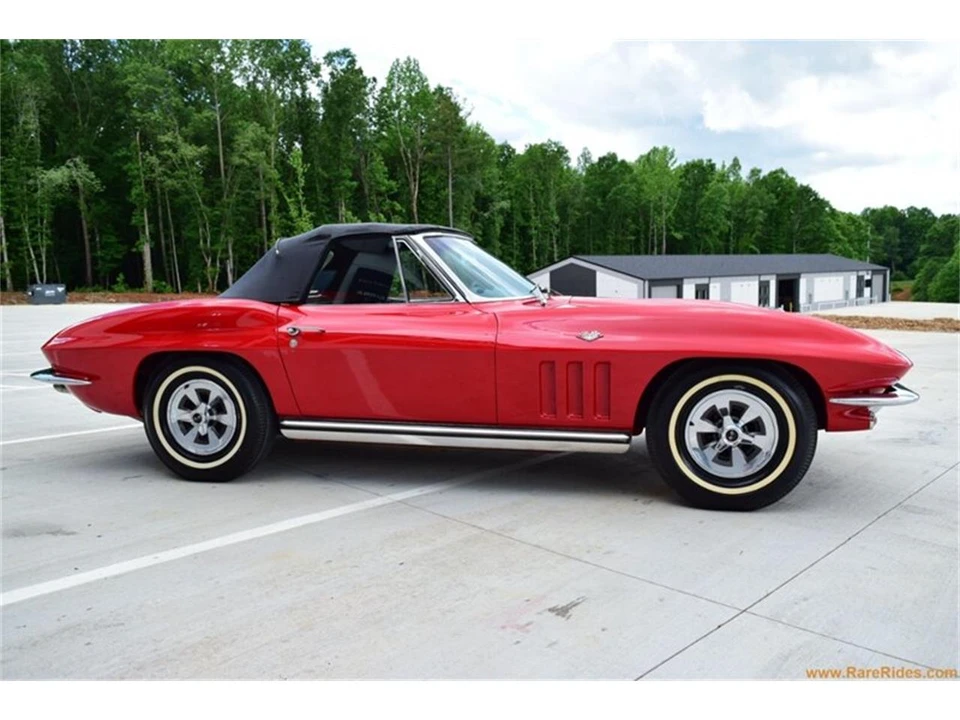 1965 Chevrolet Corvette C2 - Image 23 of 31