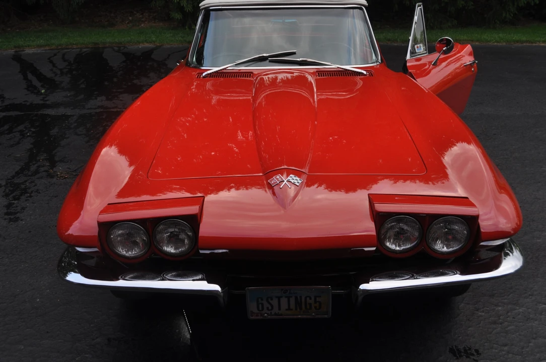1965 Chevrolet Corvette C2 - Image 3 of 31