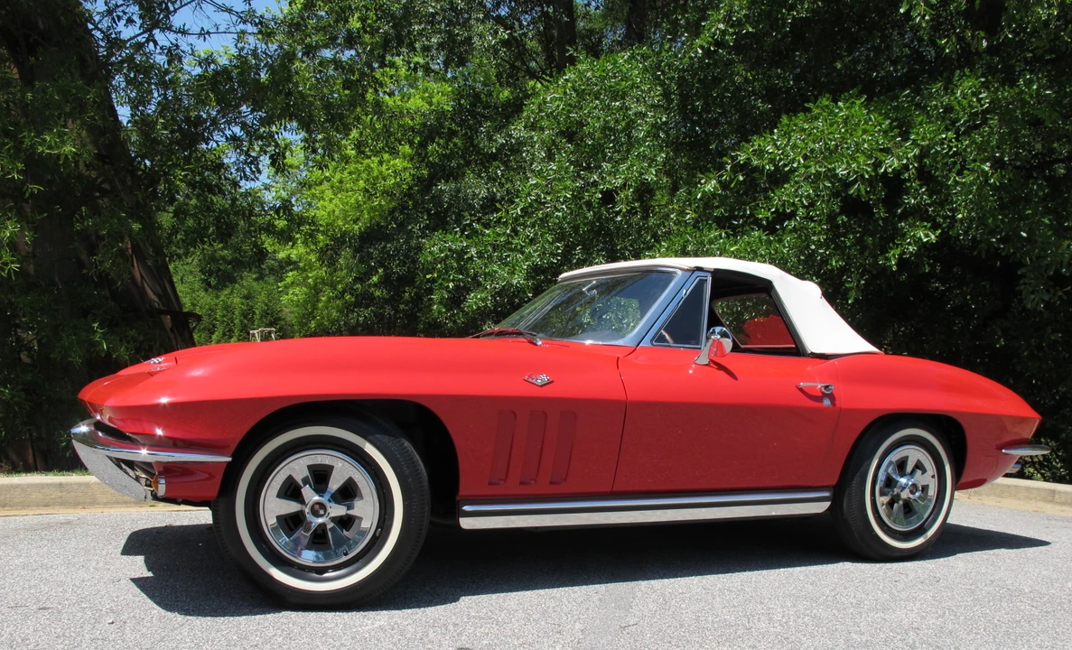 1965 Chevrolet Corvette C2 - Image 11 of 31