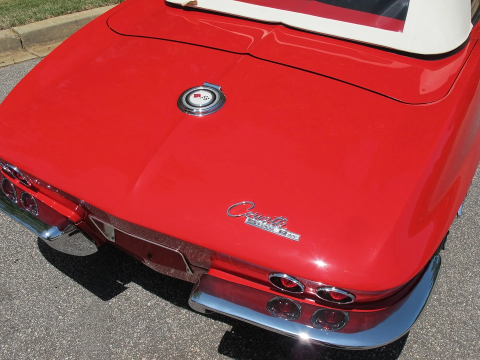 1965 Chevrolet Corvette C2 - Image 16 of 31