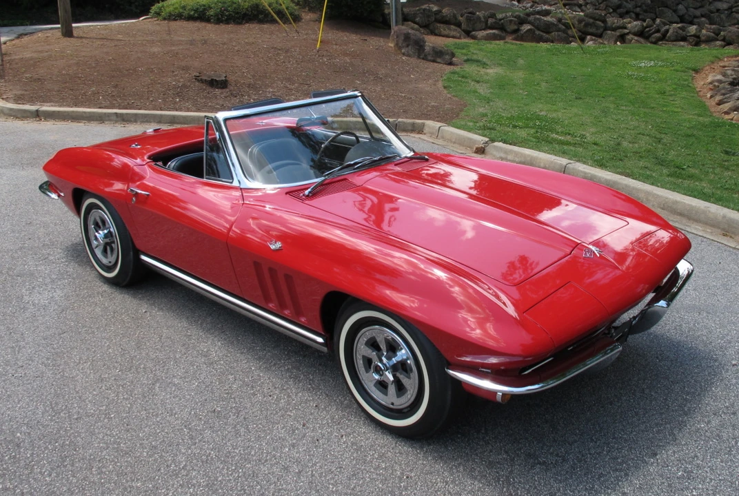 1965 Chevrolet Corvette C2 - Image 9 of 31