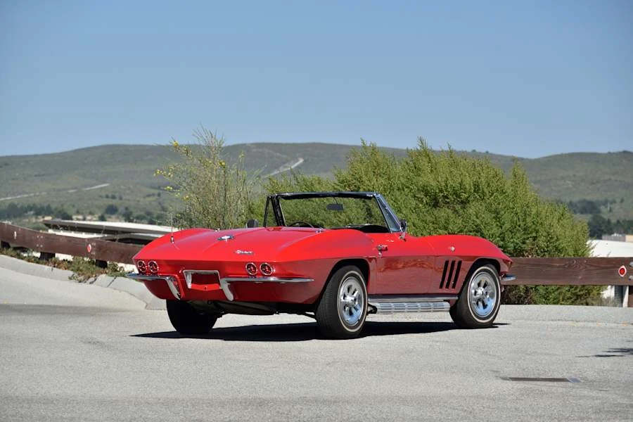 1965 Chevrolet Corvette C2 - Image 3 of 31