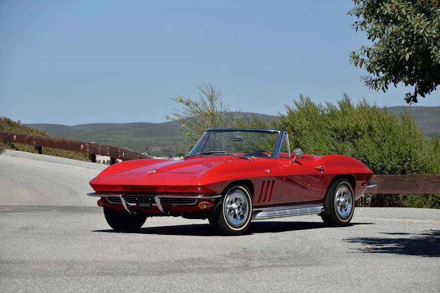 1965 Chevrolet Corvette C2 - Image 8 of 31