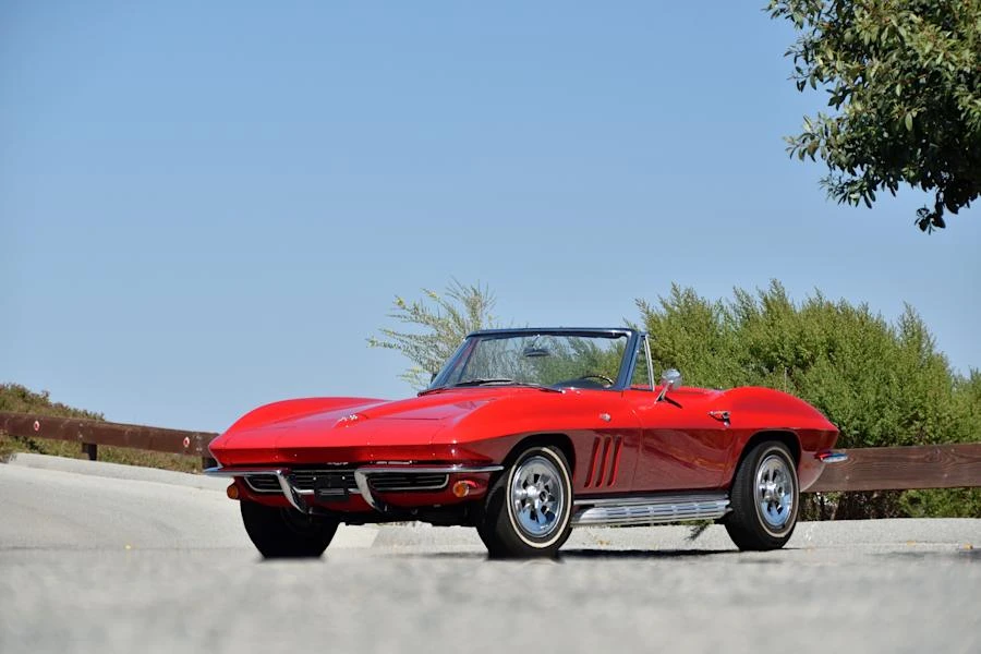 1965 Chevrolet Corvette C2 - Image 24 of 31