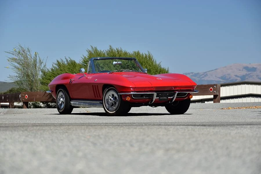 1965 Chevrolet Corvette C2 - Image 6 of 31