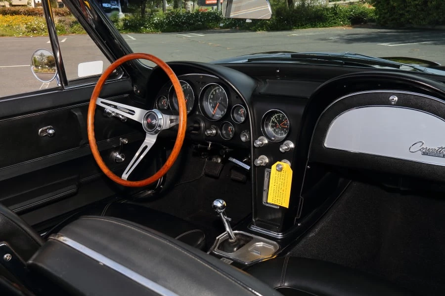 1965 Chevrolet Corvette C2 - Image 26 of 31
