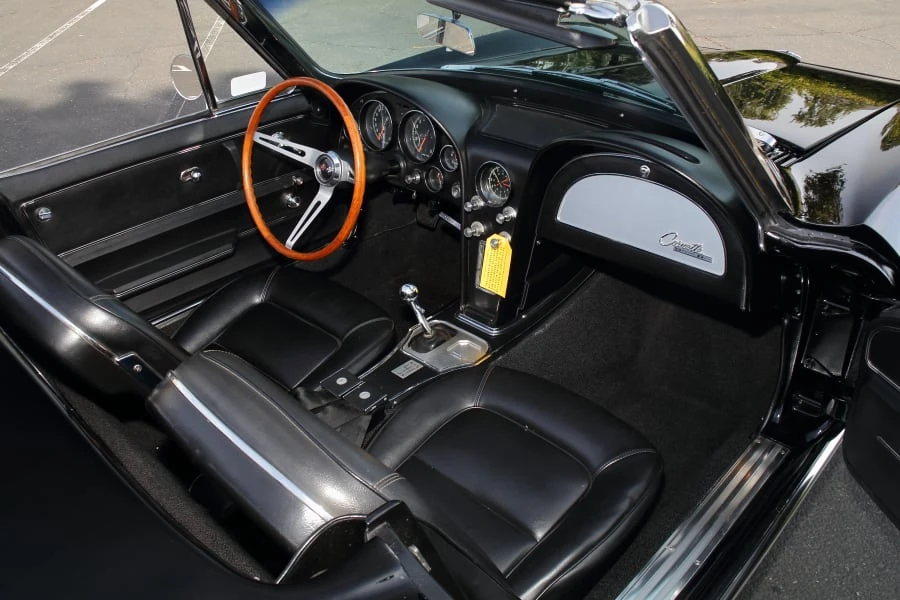 1965 Chevrolet Corvette C2 - Image 19 of 31
