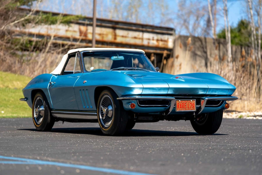 1965 Chevrolet Corvette C2 - Image 25 of 31